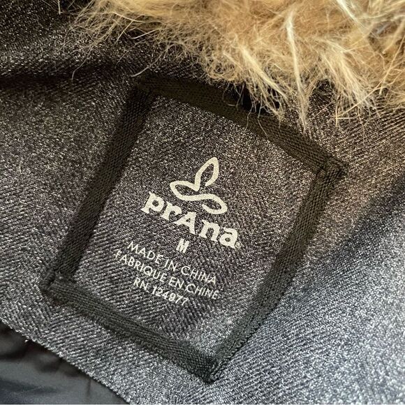 Prana Heather Grey Insulated Jacket with Removable Fur Collar MED - Picture 8 of 10